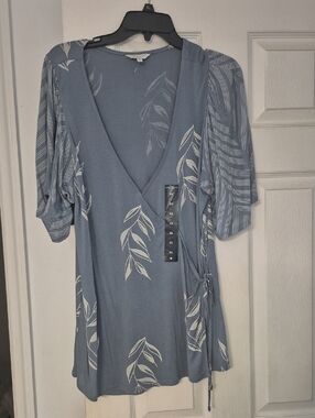 Lucky Brand Blue Wrap Top with White Leaf Print